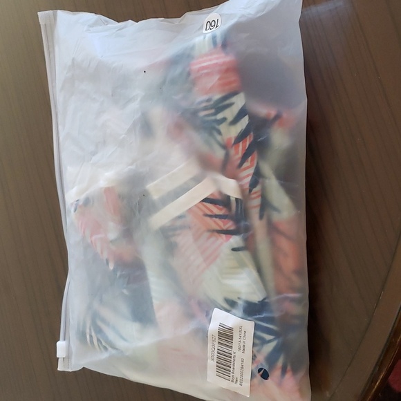 BesserBayTropical Leaves Boardshorts with Drawstring Waist Size XXL - Picture 12 of 12